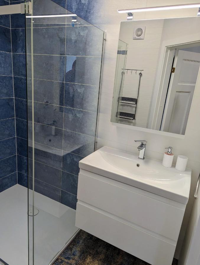 Lovely 2-Bedroom Flat In The Heart Of Druskininkai Exterior photo